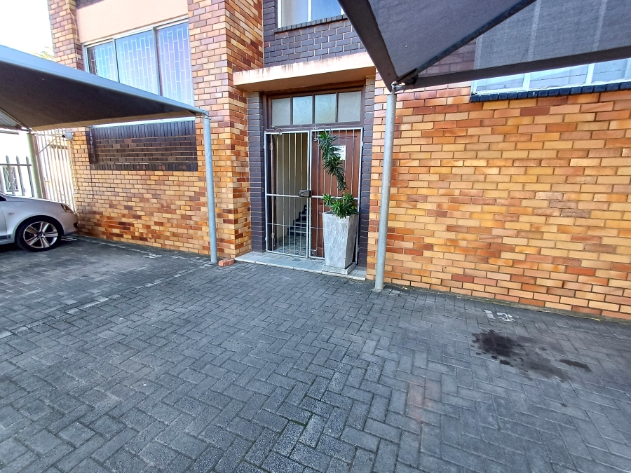 2 Bedroom Property for Sale in College Hill Eastern Cape
